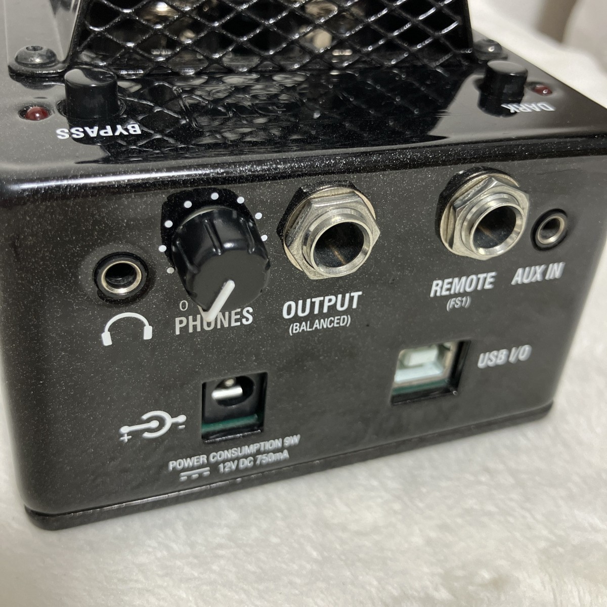 IRONHEART IRT-PULSE ギター用プリアンプ laney_irtpulse_02-