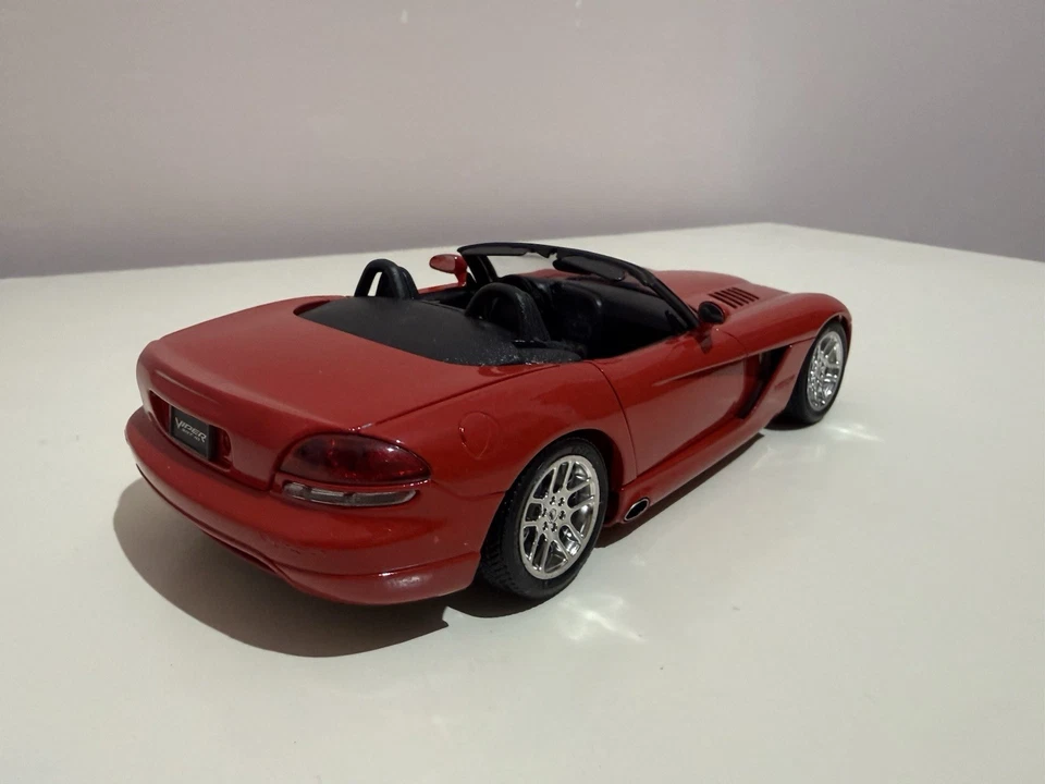 Dodge Viper 1/18 Burago - Immagine 4 di 4