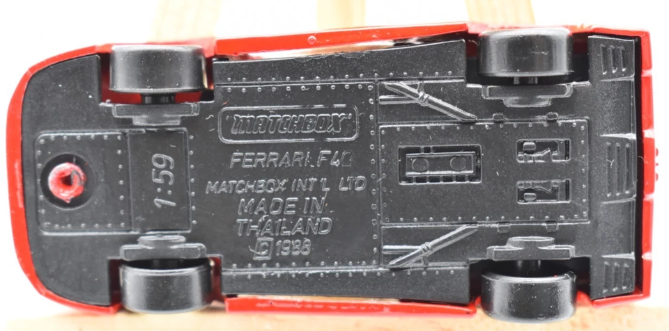 Matchbox Superfast Ferrari F40 red. Made in Thailand - Image 4 of 4