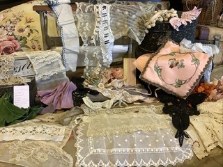 2783🌟Vtg Antique Age Tone Fancy LACE Remnant Scrap LOT Collar Cuffs Broderie #4