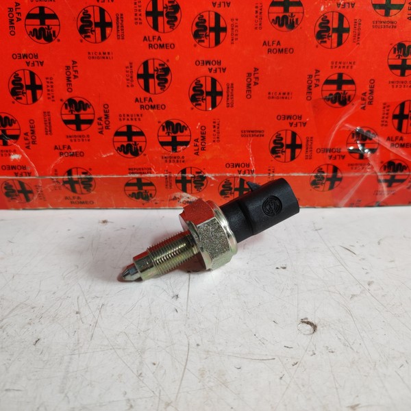 RüCkfahrschalter Fiat Croma - Alfa 164 - Lancia Delta Original 60800340-image