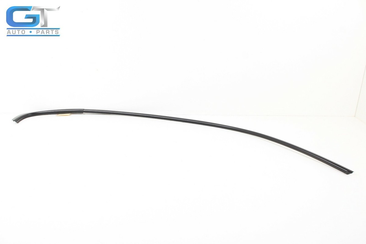 BMW 320i 328i F30 RIGHT PASSENGER SIDE UPPER DOOR REVEAL MOLDING  