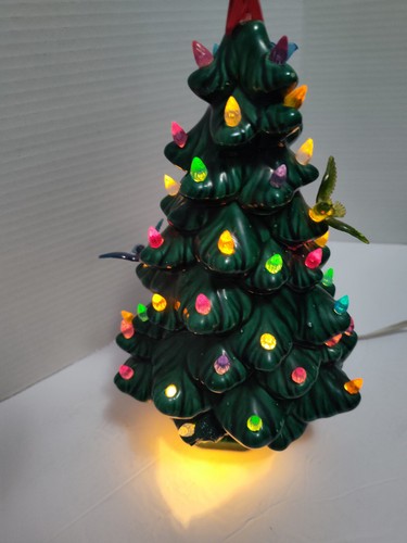 Vintage Holland Mold Light Up 13” Ceramic Christmas Tree w/ Base 1981 -SEE PICS - Picture 10 of 13