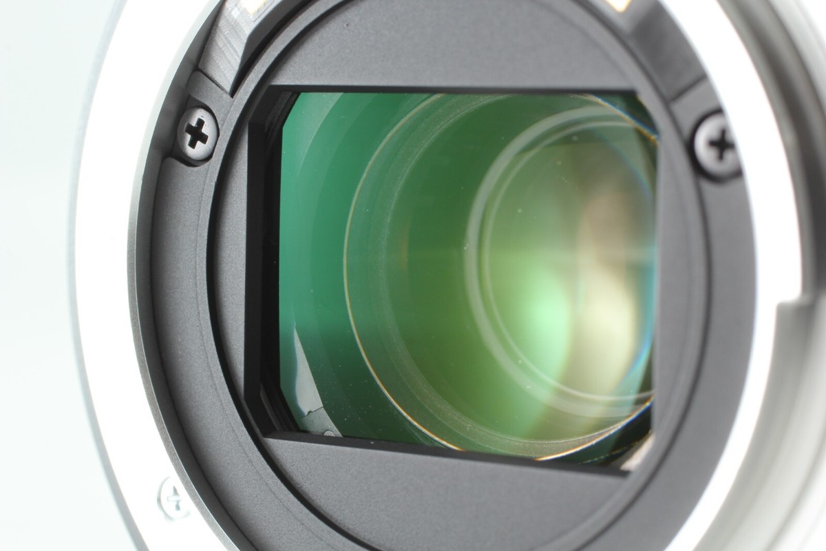 FujifilmのXF 18-55mm F2.8-4 R LM OIS 💥Top MINT w/Hood Filter] Fujifilm Fujinon XF 18-55mm f2.8-4