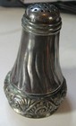 Wm Wallace & Sons silver salt shaker — photo 1