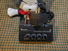 FIFINE - Ultra Low Noise - 4 Channel Audio Line Mixer - 4 Input/1 Output