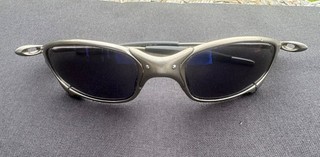 Oakley Juliet Sunglasses Silver Blue Mirrored Lenses.