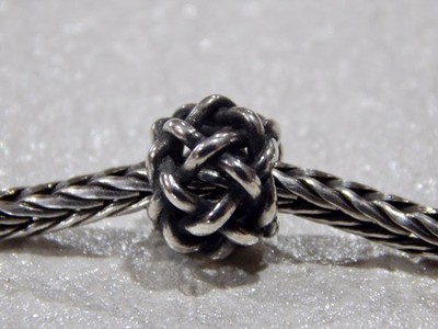 TROLLBEADS Starry Night Bead TAGBE-10106 RETIRED MUSEUM Bead Silver (ONE) NEW!