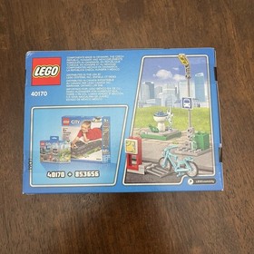 Lego City 40170  Build My City Accessory Set Bicycle Signs Stop Light Fountain