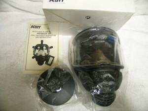 Scott Promask 40 Full-Face Gas Mask / Respirator w/NBC Canister, NOS  
