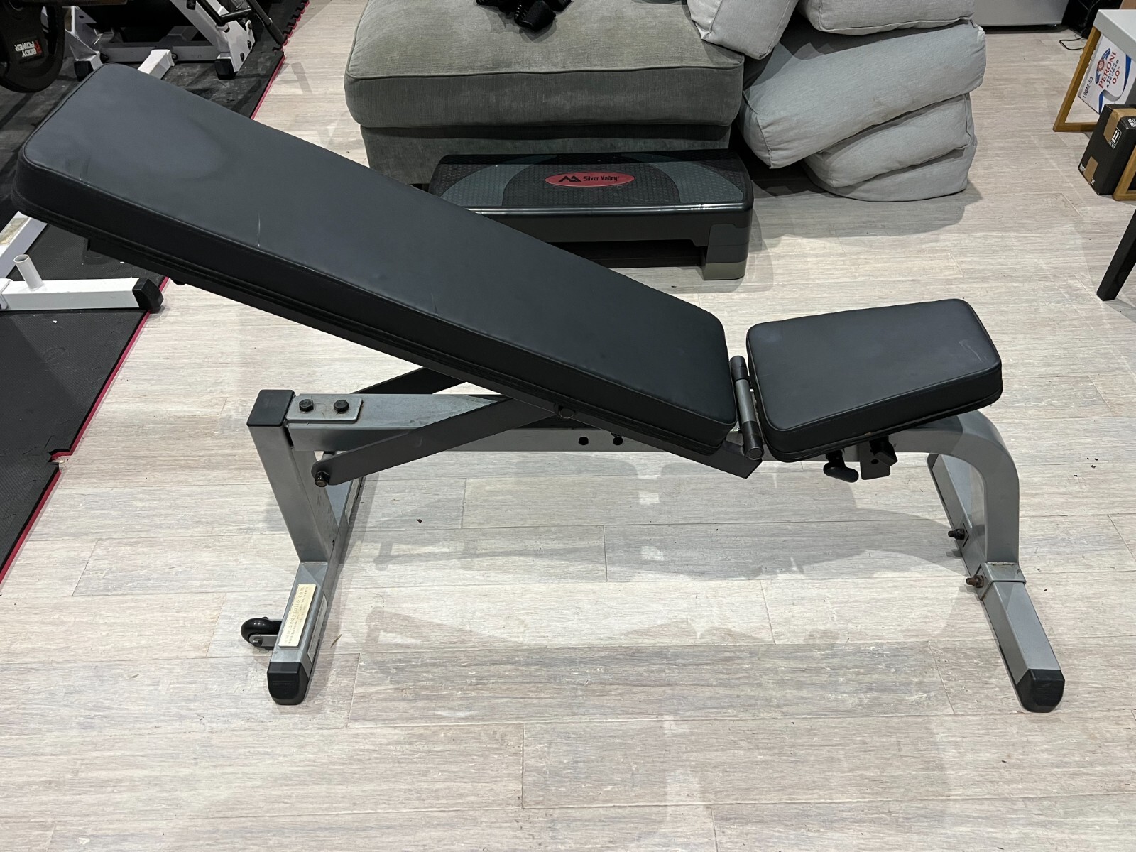 Body Solid Commercial Quality GYM Weights bench eBay