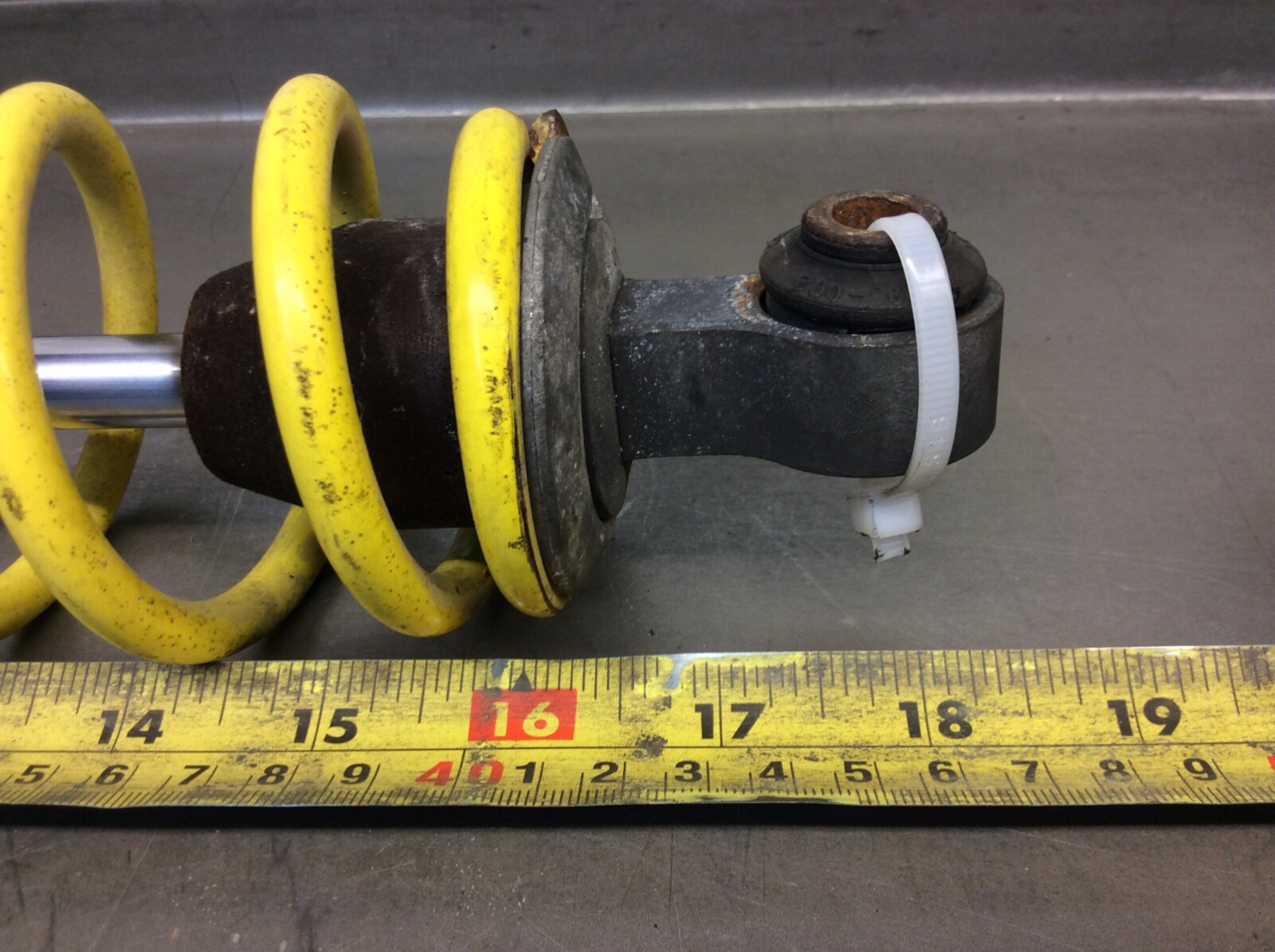 Polaris Edge RMK SKS 700 800 2003 Front IFS Gas Shock 17.75" Ryde FX