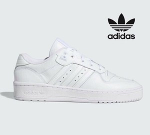 adidas originals rivalry low trainers in triple white