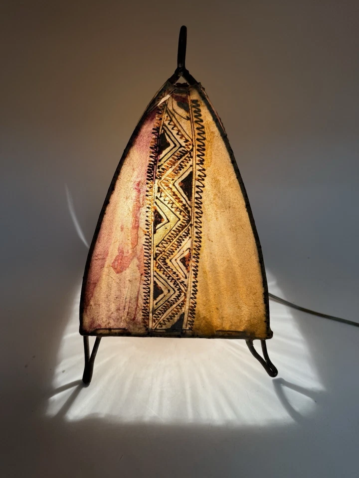 Lámpara de mesa/henna marroquí de piel de cabra/henna hecha a mano de colección hierro forjado multicolor Foto 3 de 4