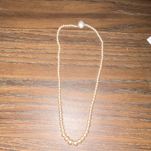 Beaded Pearl Necklace White Ball/Bead Chain Round Pearls Barrel Clasp