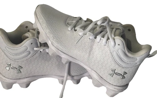 Under Armour Boys UA Spotlight Fran RM 4 Football Cleat US 2.5Y White Silver New
