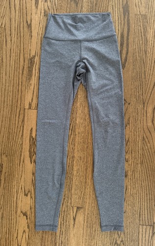 Lululemon Women’s Gray Heathered Leggings, 28” length, Size 4
