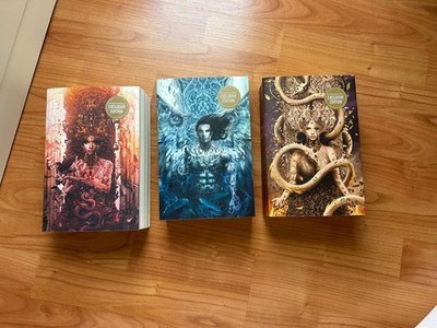 Crescent City Barnes And NOBLE EXCLUSIVE