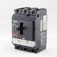 NEW Schneider Electric LV432693 LV4 Compact NSX Molded Case Circuit Breakers