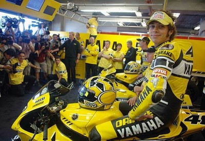 Minichamps Valentino Rossi 1/12 Figure Statuette Pilot Moto Yamaha