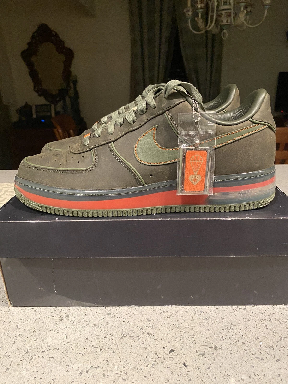 Taille 11   NIKE AF1 BERLIN SUPREME MAX DARK ARMY OLIVE 07' 316666 331 AIR FORCE 1