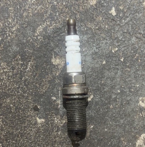 1x SPARK PLUG VKH22 FOR VOLVO XC60/I/SUV V50 V70/III S80 S60 XC70 S40 C30 3.0L