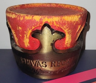 VINTAGE CHIVAS REGAL SCOTCH STAND ADVERTISING DISPLAY BOTTLE HOLDER CROWN