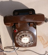 Vintage ITT Brown Desk Table Top Rotary Dial Telephone Chocolate. Model 500.