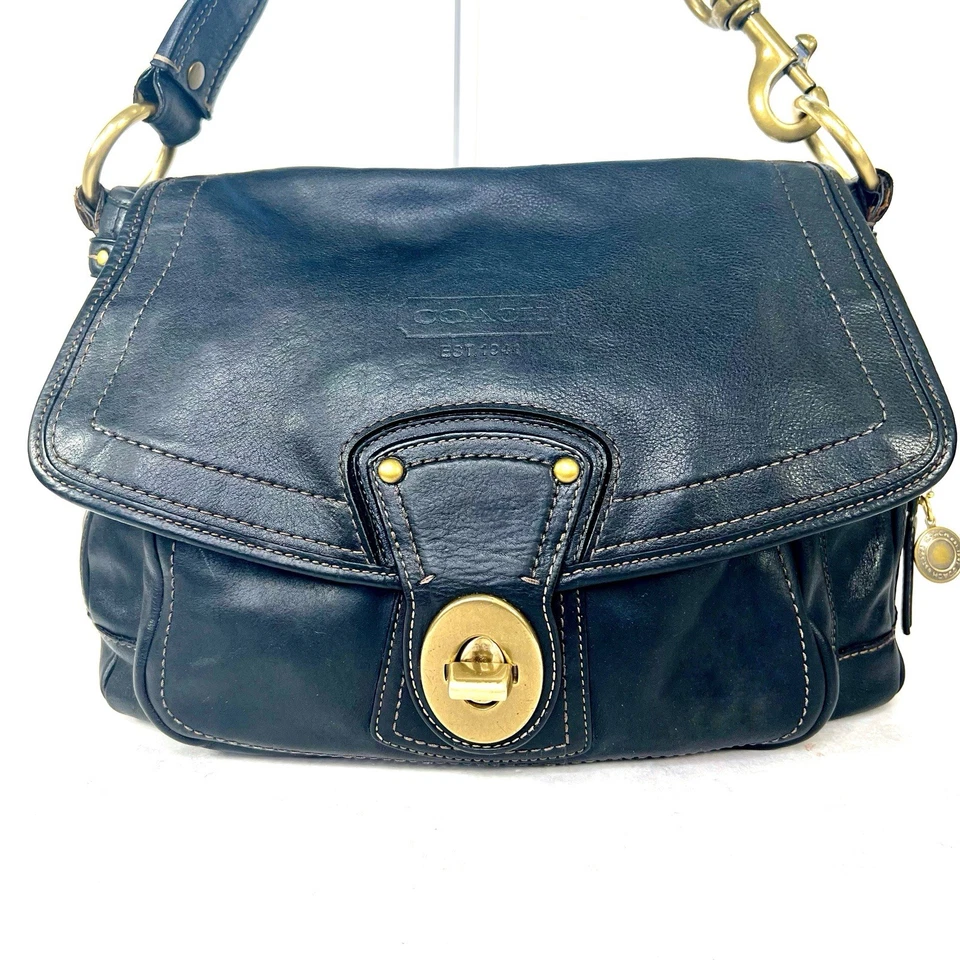 Bolso Coach Y2K 65 Aniversario Legacy Slim Ali Hobo Cuero Negro TurnLock 10327 Foto 3 de 4
