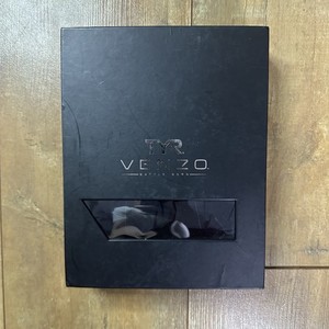 TYR Venzo Genesis Women's Black Closed Back Tech Swimsuit Size 32