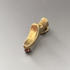 14k Yellow Gold Ballet Slipper w Spinel Vintage Charm 3.1g — photo 4