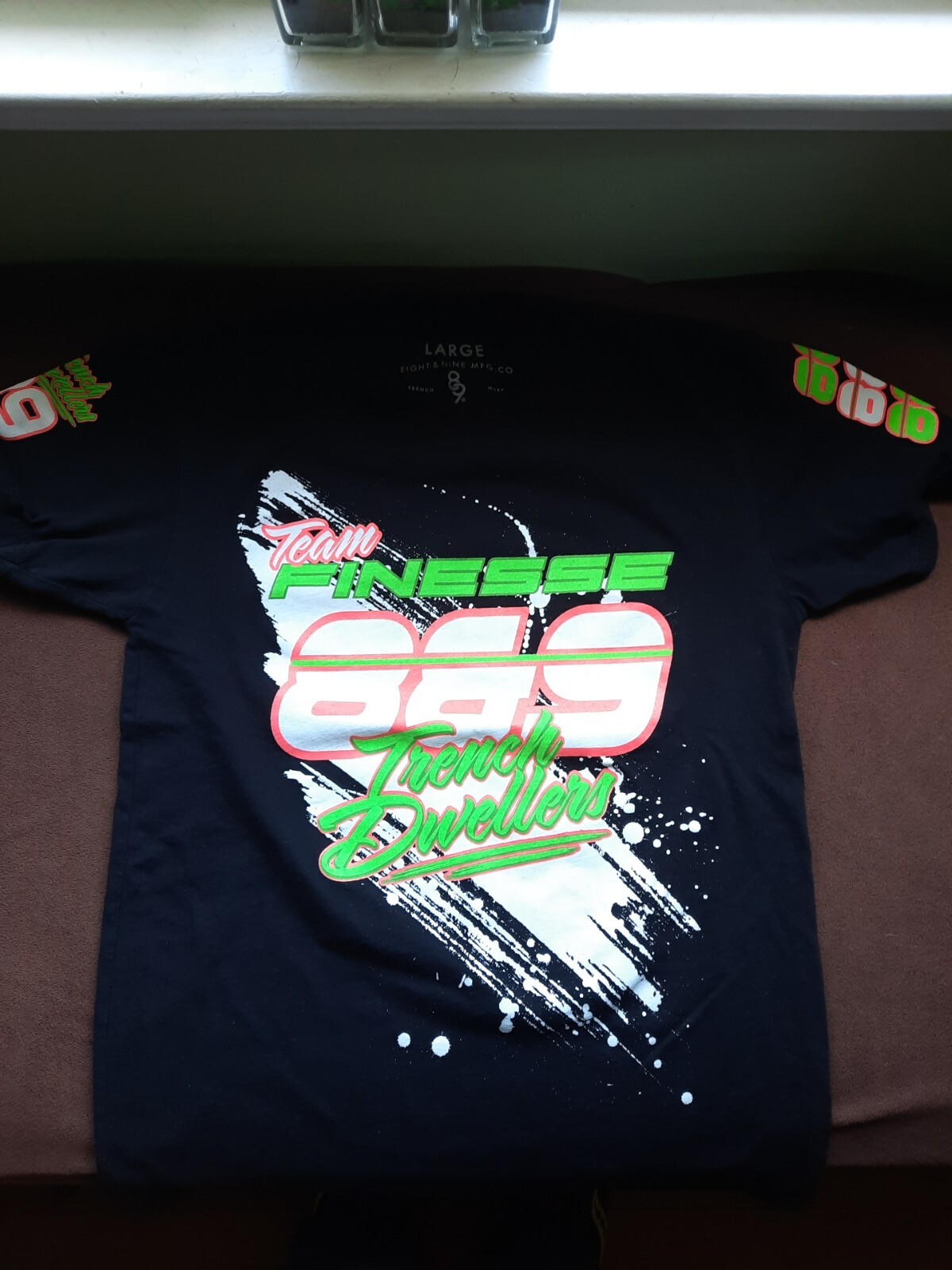 Picture 1 of 5