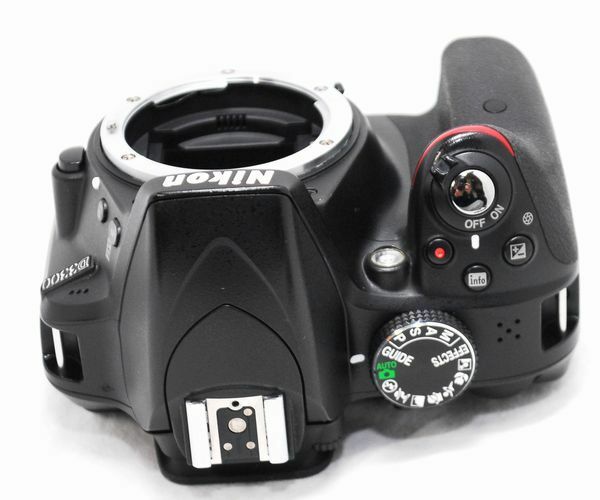 Nikon D3300 Af-S 18-55mm VRⅡWith SD card Super beautiful