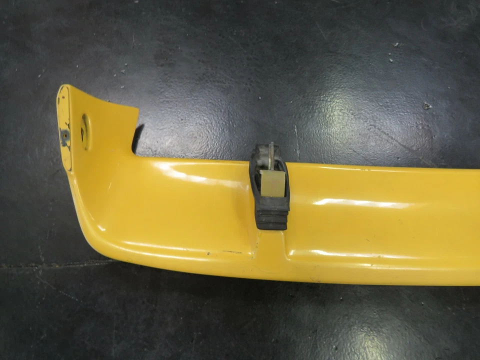 Lamborghini Diablo, Conjunto Parachoques Trasero, Usado, P/N 009463007 Foto 3 de 4