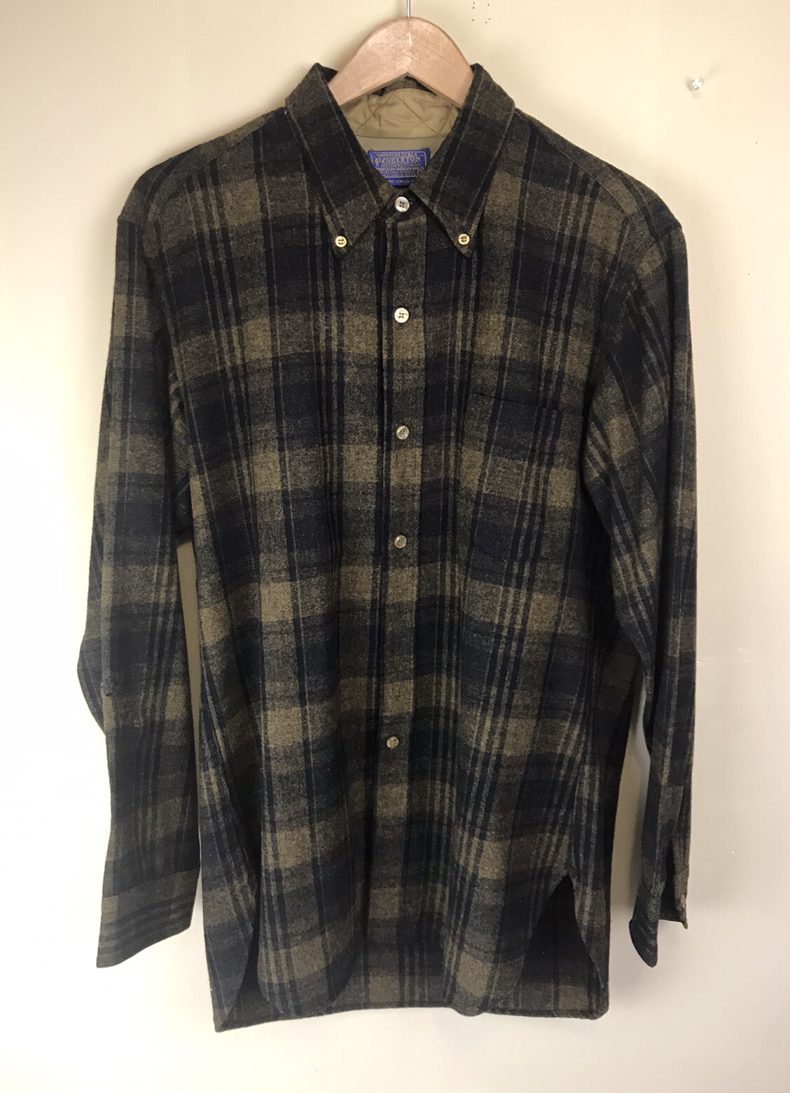 Vintage Pendleton Virgin Wool Button-Down Made in… - image 7