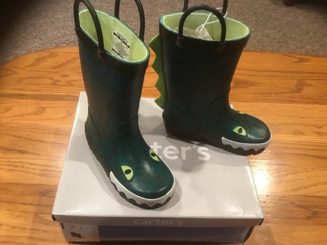 boys green rain boots