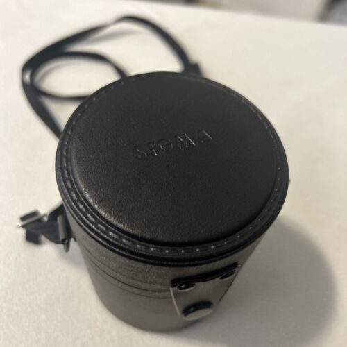 Sigma Hard Lens Lined Case LC-15 With Strap - Picture 2 of 4