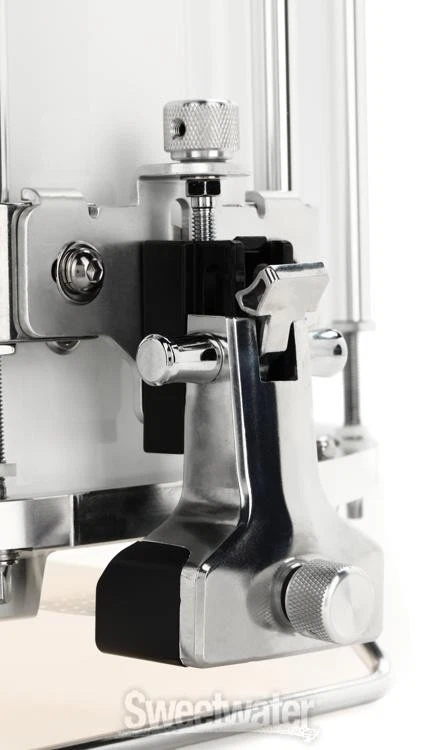 Pearl Championship Maple FFX Marching Snare Drum - 14 x 12 inch - Pure White - Image 4 of 4