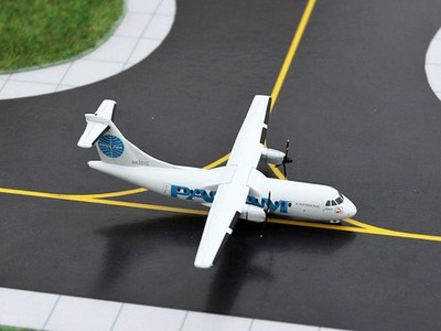 Pan Am Express ATR 42-300 N4201G GeminiJets GJPAA1034 Scale 1:400 RARE