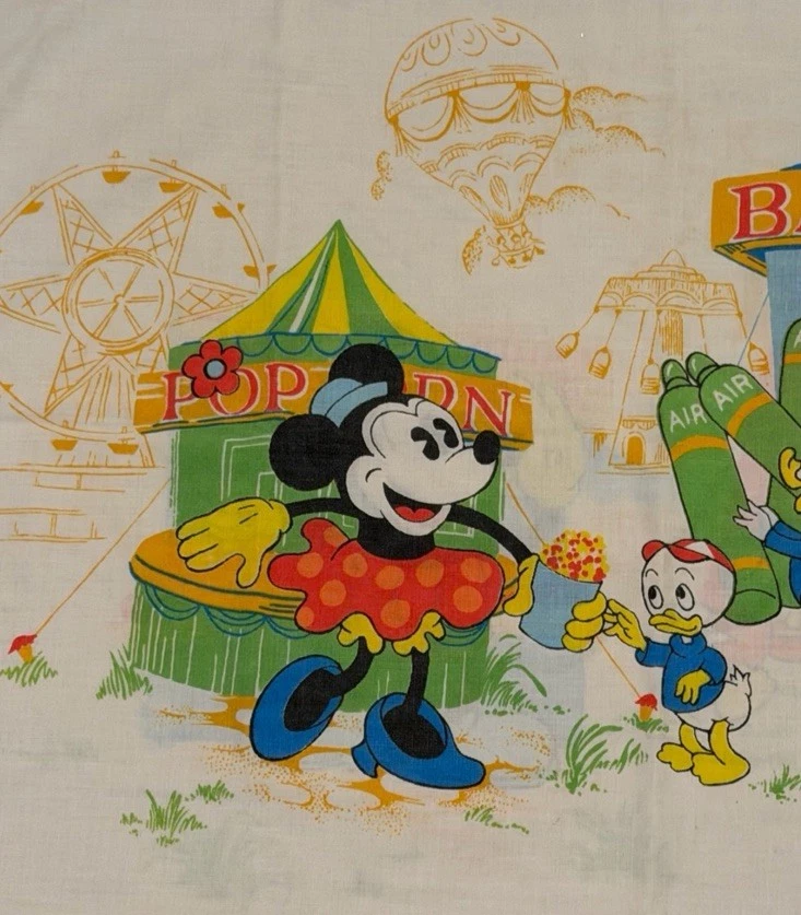 Funda de almohada vintage años 70’s/80’s Walt Disney Mickey Donald Minnie goofy at the fair Foto 3 de 4