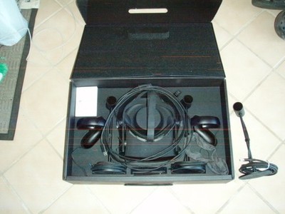 Oculus Rift CV1 VR - Full Original Set w/3 sensors- Good Working Condition