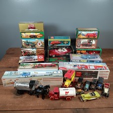 Collection of Texaco Diecast Toy Vehicles and Gas Station Collectibles G2U