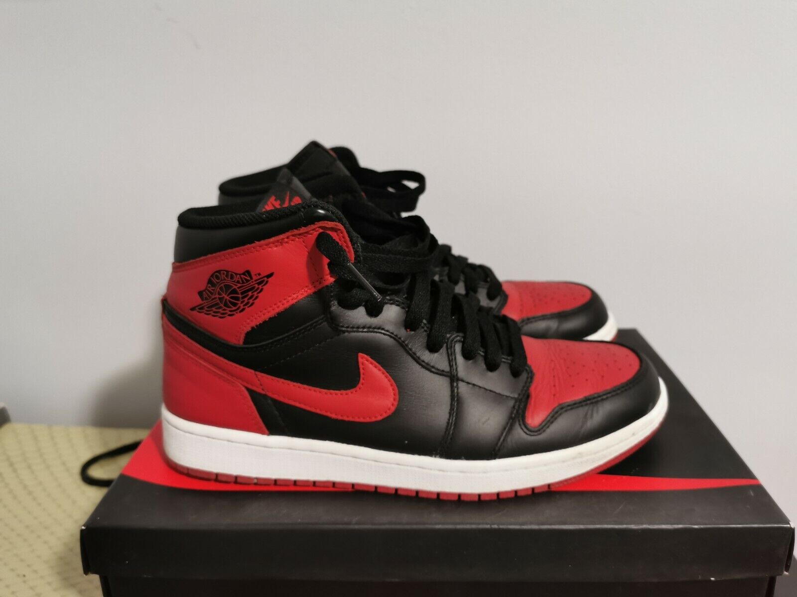 2013 jordan 1 bred