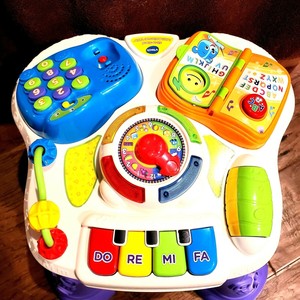 vtech sit to stand discovery table