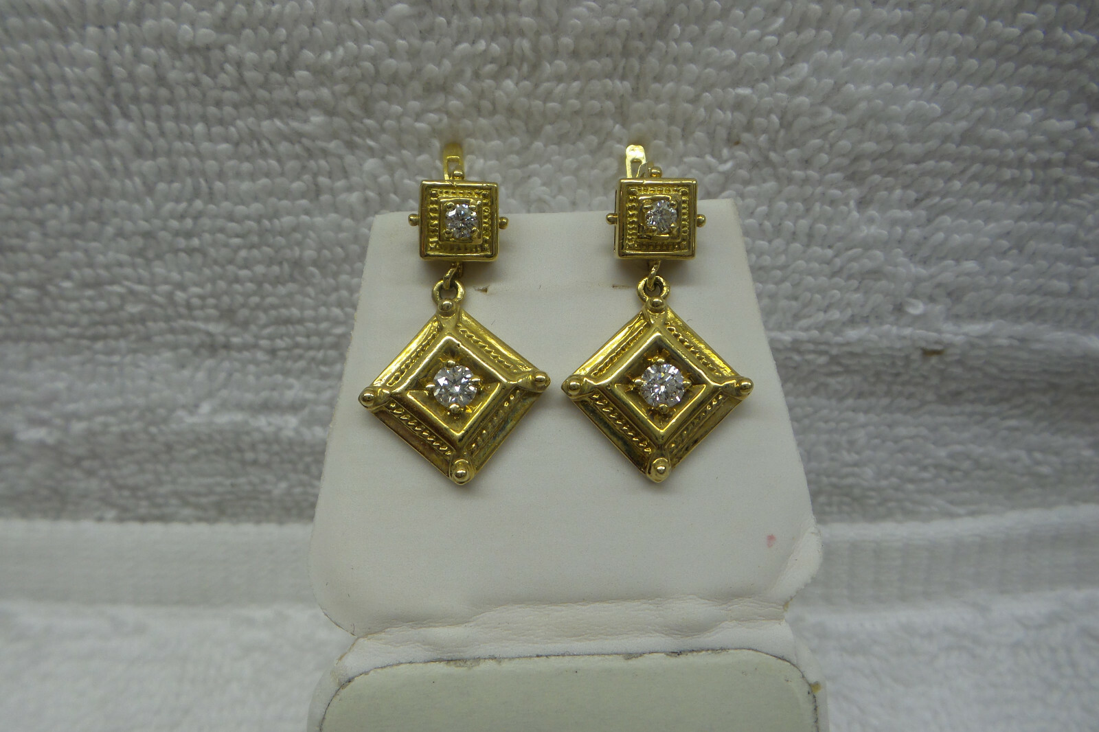 1960's Solid 18kt 2 Section Dangle Fine Diamonds … - image 8