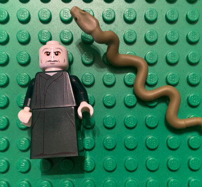 HARRY POTTER LEGO Mini-figures Lord Voldemort B107 Minifig Dark Magic Wizard C2