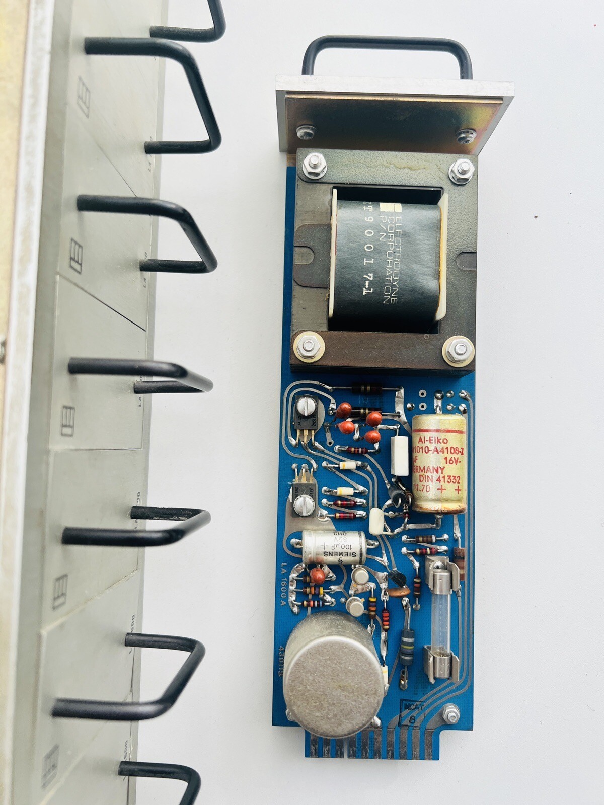 1970s Electrodyne LA1600 Rack, 11 Preamps Quad Eight Langevin Neve 1272