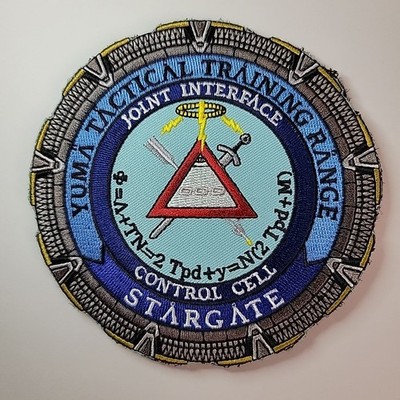 4.5'' STARGATE: ROUND CUSTOM EDGE HOOK & LOOP BACKING PATCH: EXCELLENT CONDITION 