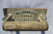 Herramienta de ensambladora/agroover de concreto Milescraft Tools 27A Cleveland, Ohio de colección