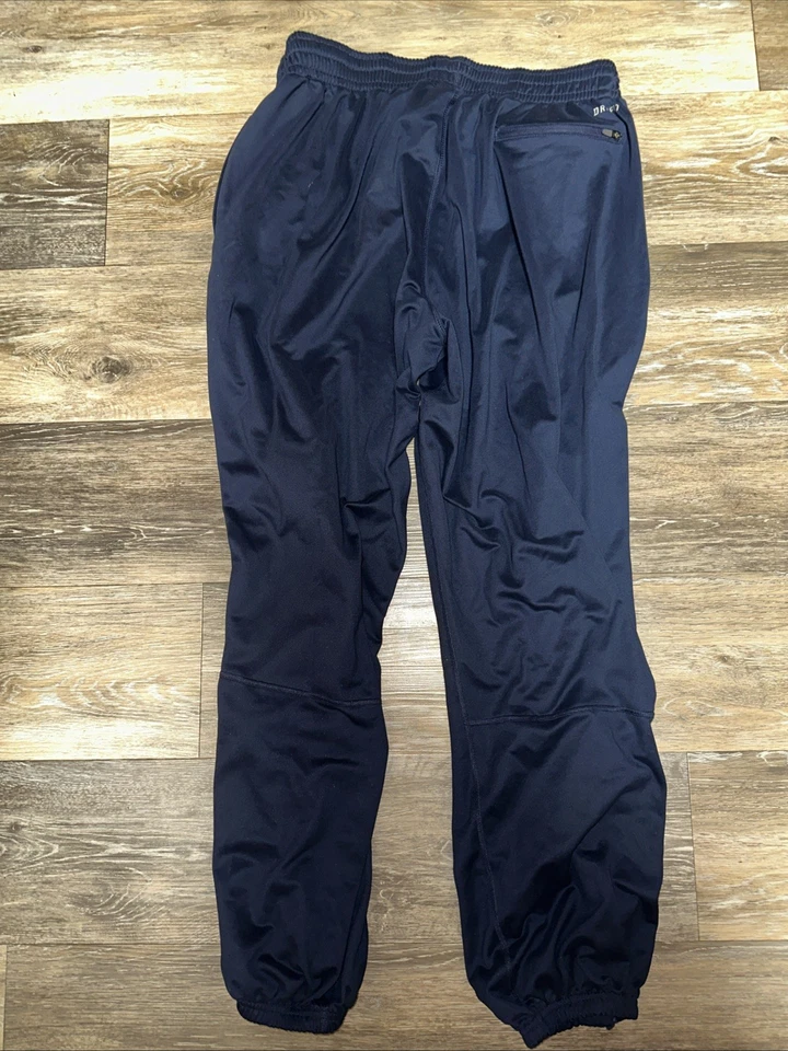 Pantalones deportivos Dri Fit para hombre Utah State Foto 3 de 4